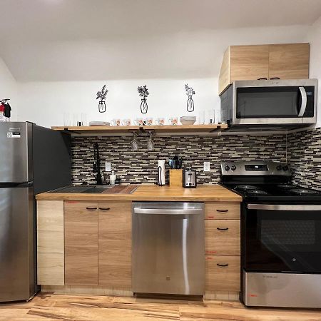 Apartamento Trendy In Tremont, Cleveland Exterior foto